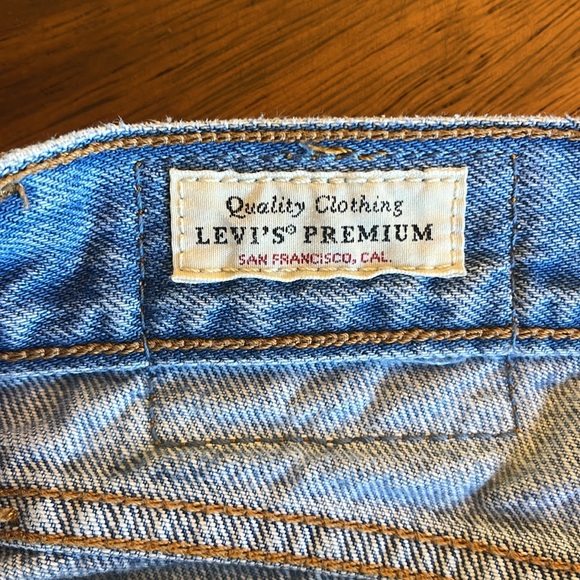 Levi’s Wedgie Fit Jeans - Picture 5 of 6